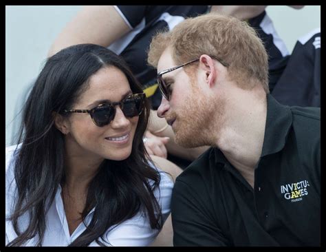 Meghan Markle a princ Harry s deťmi pri charitatívnej práci