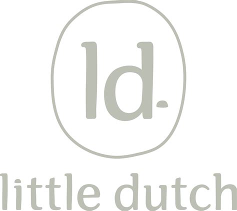 Detail kovovej konštrukcie a dvojitých koliesok Little Dutch kočíka