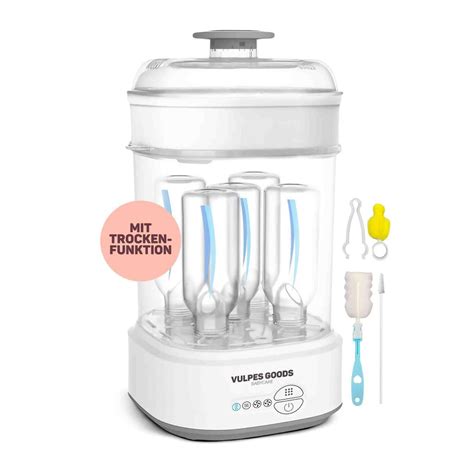 Ilustračná fotografia dojčenských potrieb vrátane fľaše, sterilizátora a odsávačky