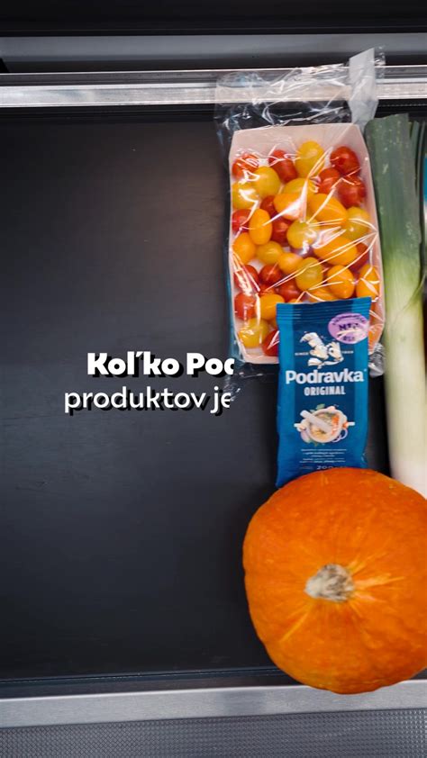 dieťa na zemi v supermarkete