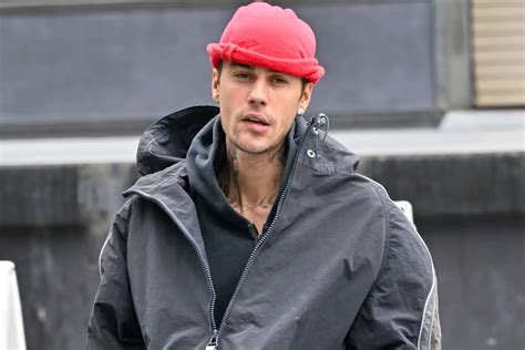Justin Bieber počas vystúpenia