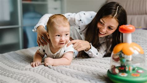 Bábätko počas Tummy Time