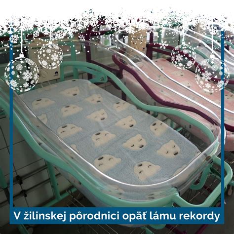 Príjem v pôrodnici: Personál pomáha s dokumentáciou