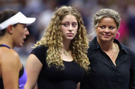 Kim Clijsters v akcii na tenisovom kurte