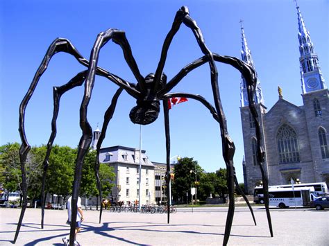 Socha Maman od Louise Bourgeois