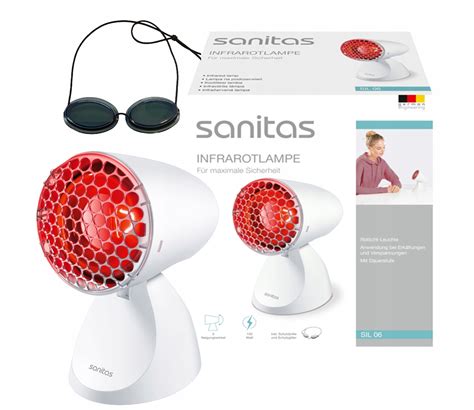 Ilustrácia rodiča aplikujúceho solux lampu na dieťa, s dôrazom na bezpečnú vzdialenosť