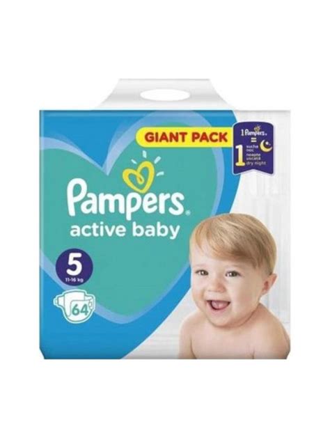 Koláž šťastných bábätiek v plienkach Pampers Active Baby
