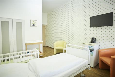 Príklad nadštandardnej izby na oddelení šestonedelia s priestorom pre bábätko