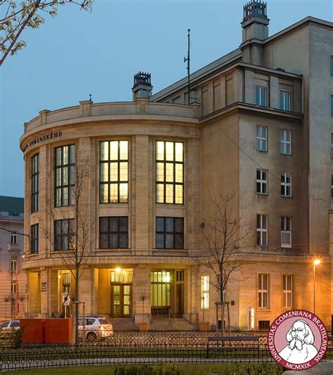 Historická budova I. gynekologicko-pôrodníckej kliniky LFUK na Zochovej 7 v Bratislave