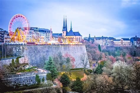Graf porovnávajúci výšku rodičovských príspevkov v Nemecku, Rakúsku a Luxembursku