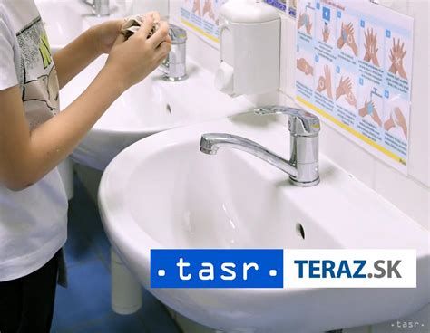 Deti pri umývaní rúk