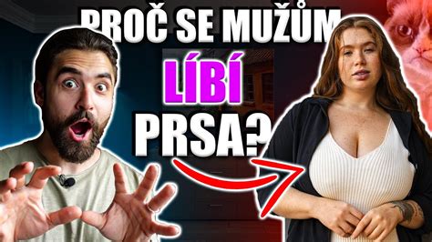Žena držiaca si prsia, naznačujúca citlivosť