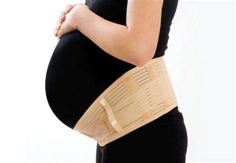 Lekár predpisuje tehotenský pás