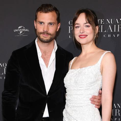 Jamie Dornan a Dakota Johnson na červenom koberci