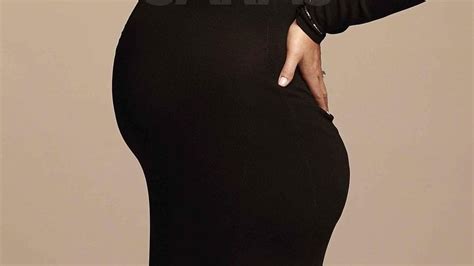 žena s rastúcim tehotenským bruškom