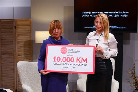 žena pri predpôrodnej kontrole