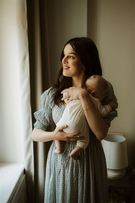 Matka s bábätkom v náručí