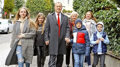 Boris Kollár s deťmi