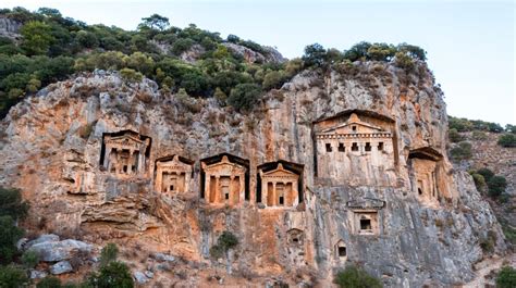 Staroveké zobrazenie pôrodu