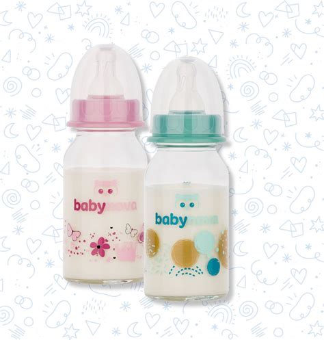 Dojčenská fľaša so zlatými detailmi