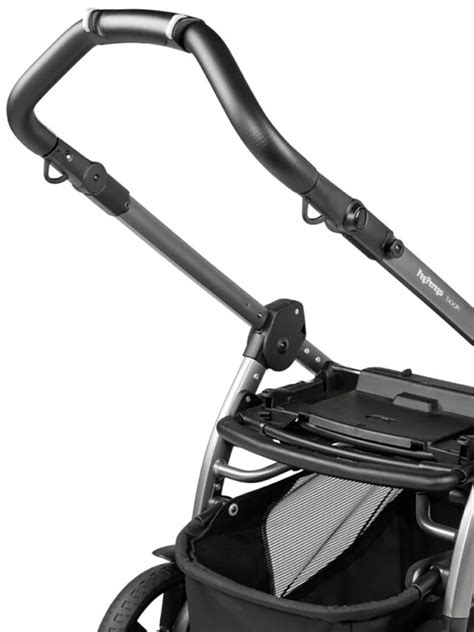 Detail koliesok kočíka Peg-Pérego