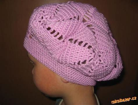 Háčkovaná baretka pre dievčatko