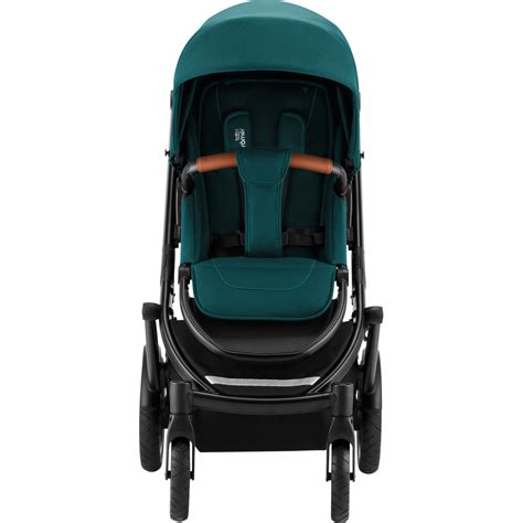 Moderný športový kočík Britax Smile III v mestskej prevádzke