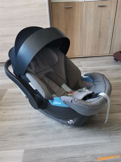 autosedačka vajíčko