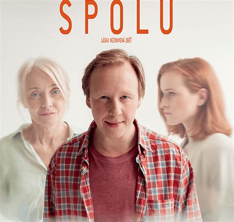 Rodina sledujúca film spolu