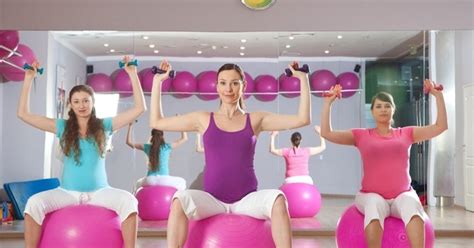 Obrázok znázorňujúci rôzne druhy bezpečných cvičení v tehotenstve