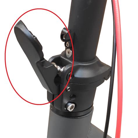 detaily skladacieho mechanizmu kočíka