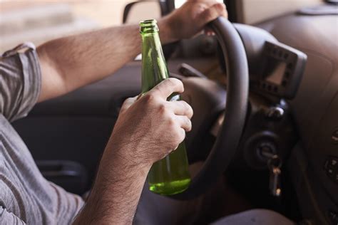 Zmeny v mozgu adolescenta pod vplyvom alkoholu