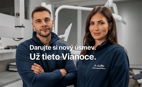 Detaily tvárových čŕt detí - veľké oči, malý nos, široký úsmev