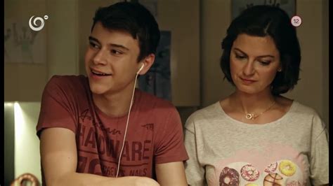 Deti pomáhajú v kuchyni