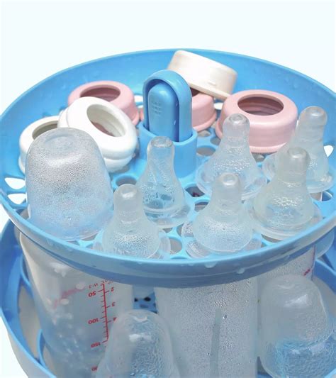 Different methods of sterilizing baby bottles
