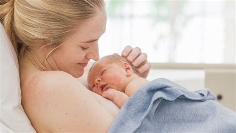 Kontakt koža na kožu (bonding)