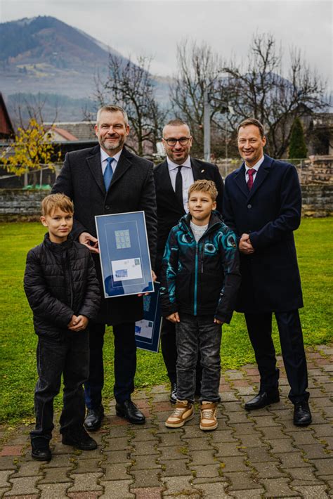 Staré fotografie votívnych darov v Rajeckej Lesnej
