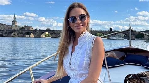 Andrea Verešová počas oslavy 45. narodenín na lodi na Vltave
