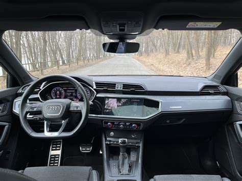 Interiér Audi Q3