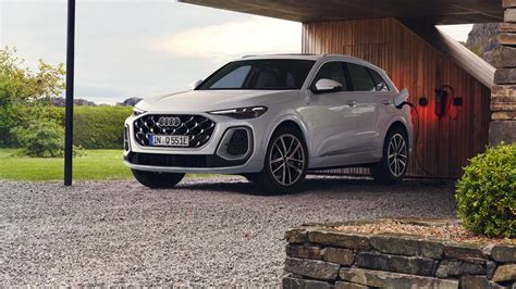 Audi Q3 v zákrute
