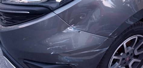 Poškodenie auta krupobitím