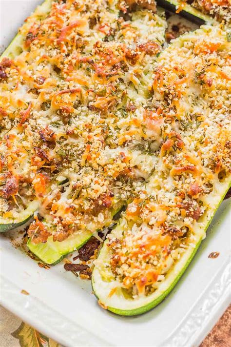 Baked stuffed zucchini