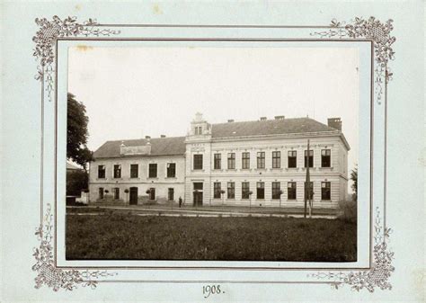 Stará budova školy