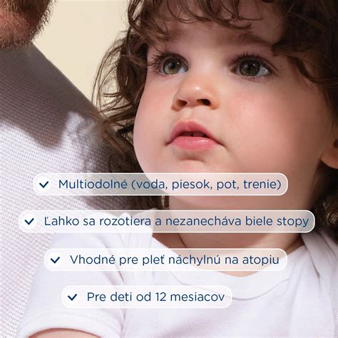 Detail jemnej detskej pokožky