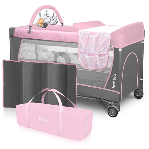 Cestovná postieľka s hrazdičkou a hračkami