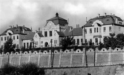 Historická fotografia stavby sloninca v Bojniciach