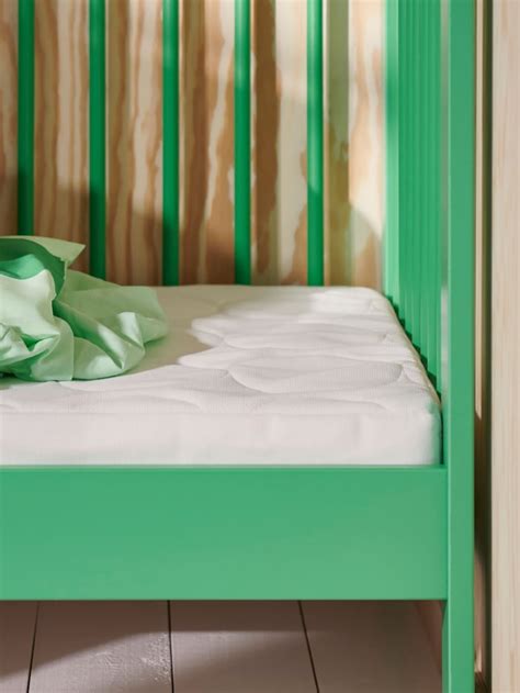 Rozdielne typy matracov pre detské postieľky