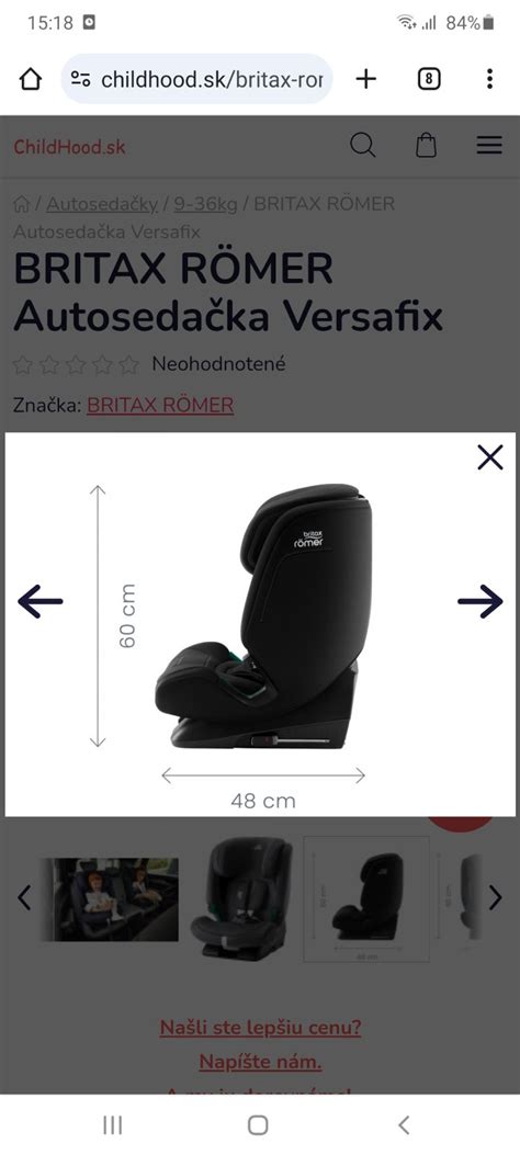 Rodina v aute s dieťaťom v autosedačke Britax Römer