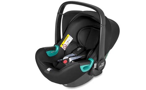 Autosedačka Baby-Safe Pro s novorodencom