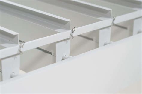 Detail hliníkovej konštrukcie kočíka